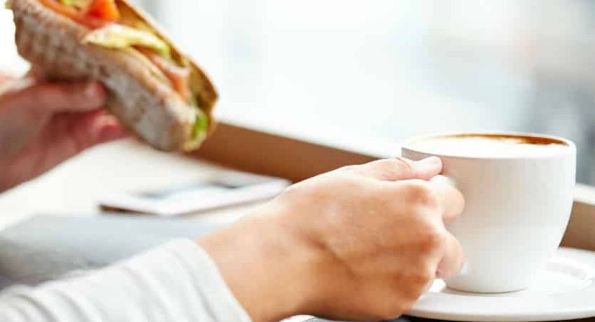 Saiba como manter uma alimentação saudável sem estresse